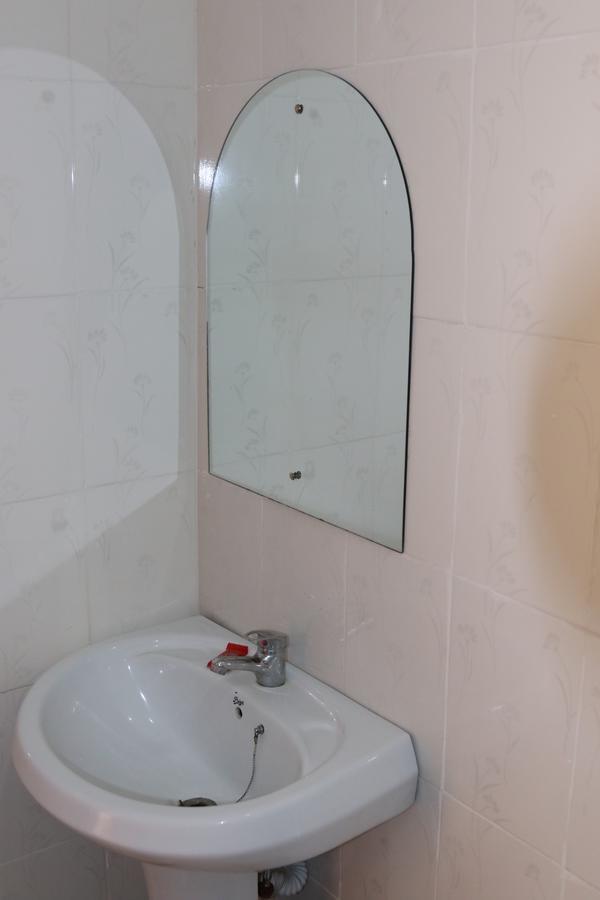 Neneu Hotel Моши Екстериор снимка
